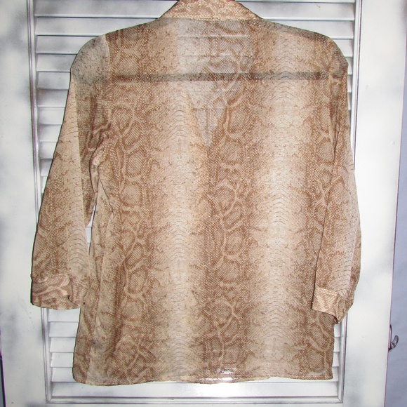 Sold-- Limited sm snakeskin pattern - Picture 3 of 8